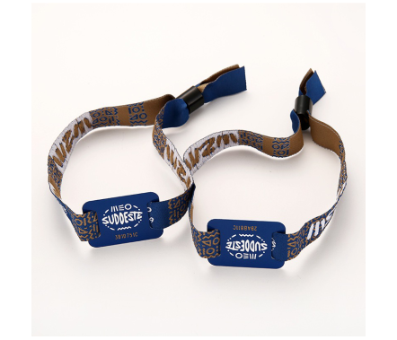 pulseiras tecido plaquinha.png